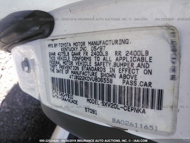 4T1BG22K0VU806558 - 1997 TOYOTA CAMRY CE/LE/XLE WHITE photo 9