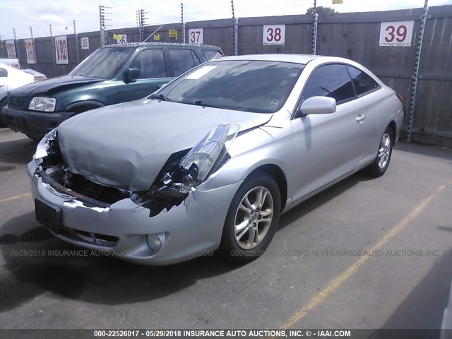 4T1CE38P24U817739 - 2004 TOYOTA CAMRY SOLARA SE/SLE SILVER photo 2