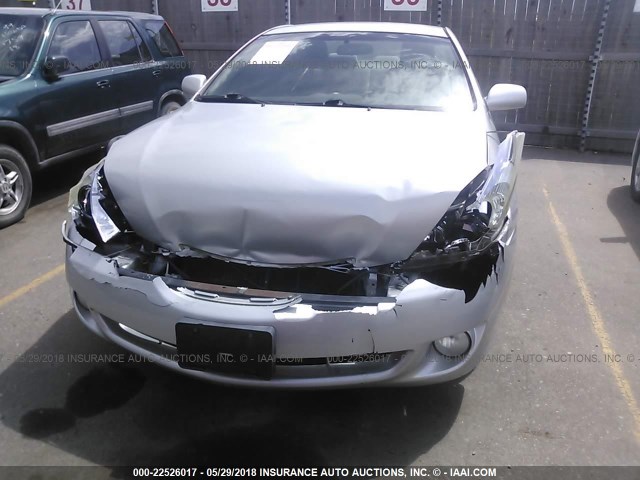 4T1CE38P24U817739 - 2004 TOYOTA CAMRY SOLARA SE/SLE ვერცხლისფერი ფოტო 6