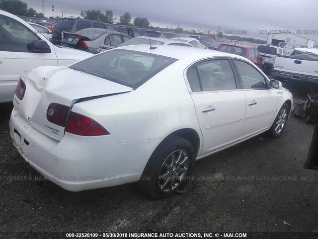 1G4HD57237U120711 - 2007 BUICK LUCERNE CXL WHITE photo 4