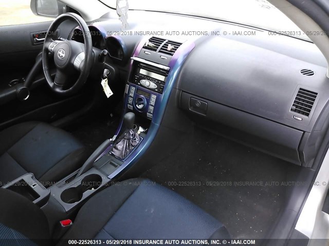 JTKDE177460122647 - 2006 TOYOTA SCION TC SILVER photo 5