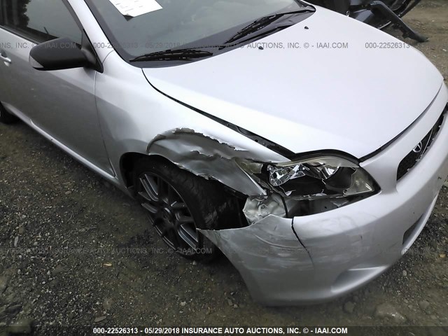JTKDE177460122647 - 2006 TOYOTA SCION TC 银色 照片 6