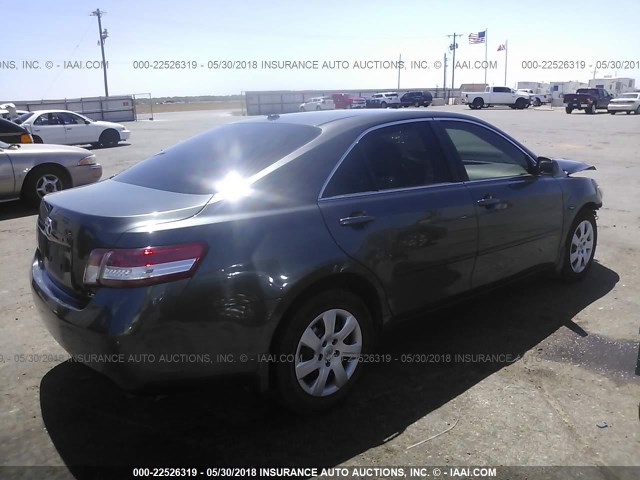 4T4BF3EK4AR048731 - 2010 TOYOTA CAMRY SE/LE/XLE GRAY photo 4