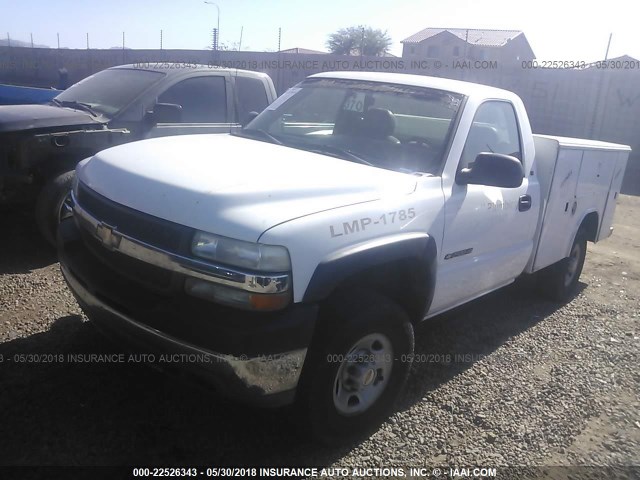 1GBHC24G61E268654 - 2001 CHEVROLET SILVERADO C2500 HEAVY DUTY WHITE photo 2