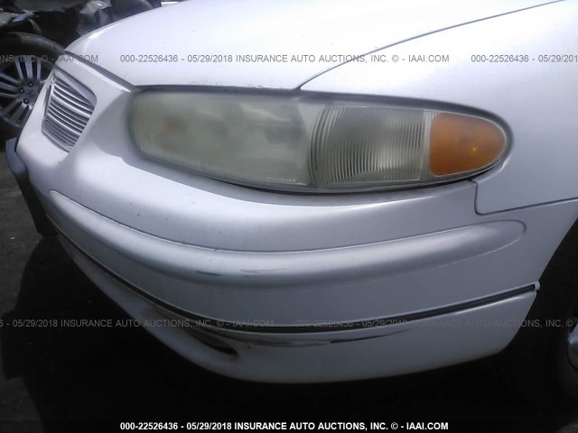 2G4WB52K031157015 - 2003 BUICK REGAL LS 白色 照片 6