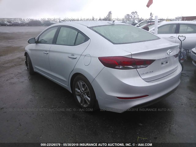 5NPD84LF4JH322730 - 2018 HYUNDAI ELANTRA SEL/VALUE/LIMITED SILVER photo 3