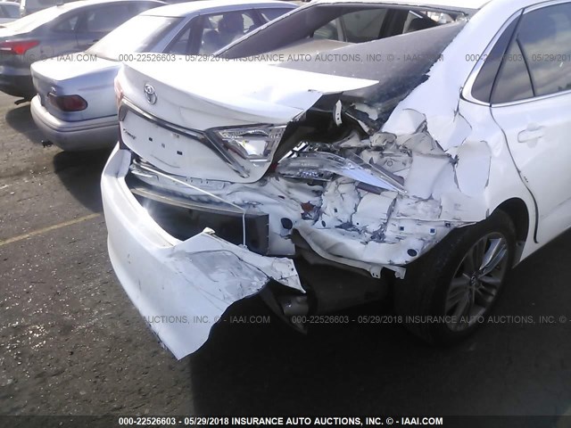 4T1BF1FK8GU153374 - 2016 TOYOTA CAMRY LE/XLE/SE/XSE WHITE photo 6