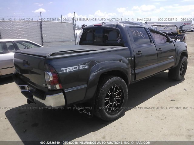 3TMLU4EN0CM098882 - 2012 TOYOTA TACOMA DOUBLE CAB ნაცრისფერი ფოტო 4