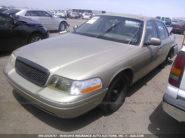 2FAFP74W4XX139790 - 1999 FORD CROWN VICTORIA LX GOLD photo 2