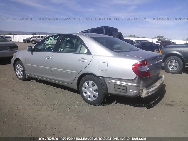 4T1BE32K94U854568 - 2004 TOYOTA CAMRY LE/XLE/SE SILVER photo 3