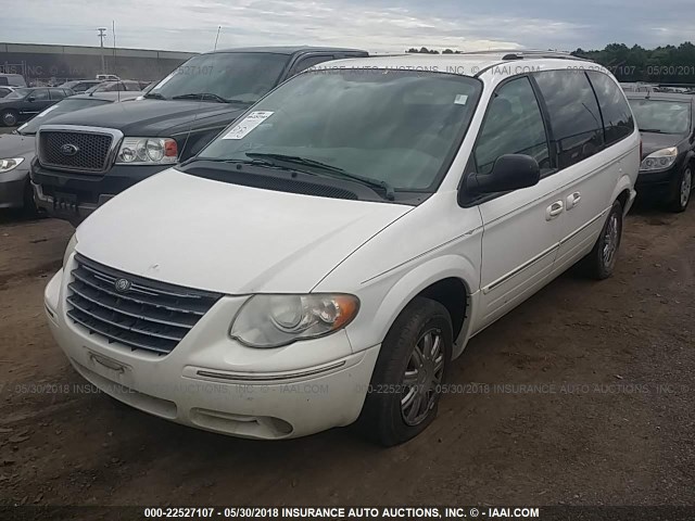 2C8GP64L15R116482 - 2005 CHRYSLER TOWN & COUNTRY LIMITED WHITE photo 2