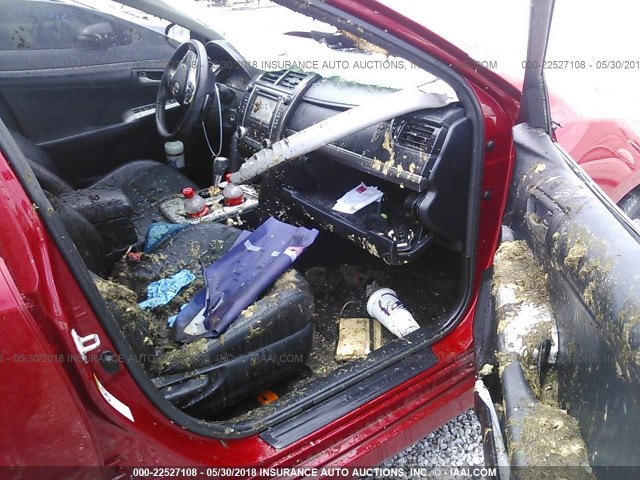 4T1BF1FK6CU580689 - 2012 TOYOTA CAMRY SE/LE/XLE MAROON photo 5