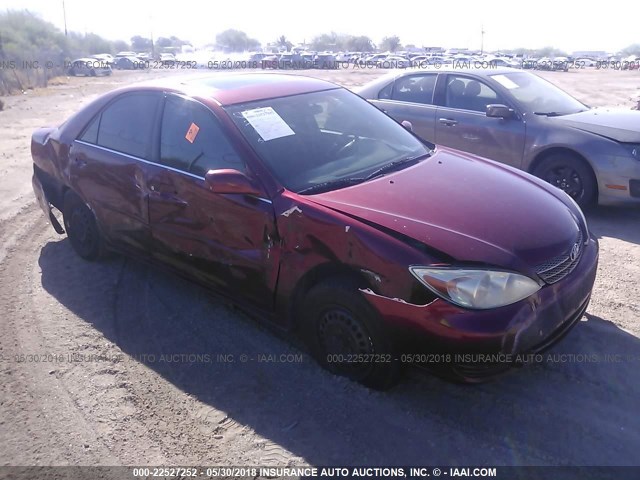 4T1BE32K43U203427 - 2003 TOYOTA CAMRY LE/XLE/SE RED photo 1