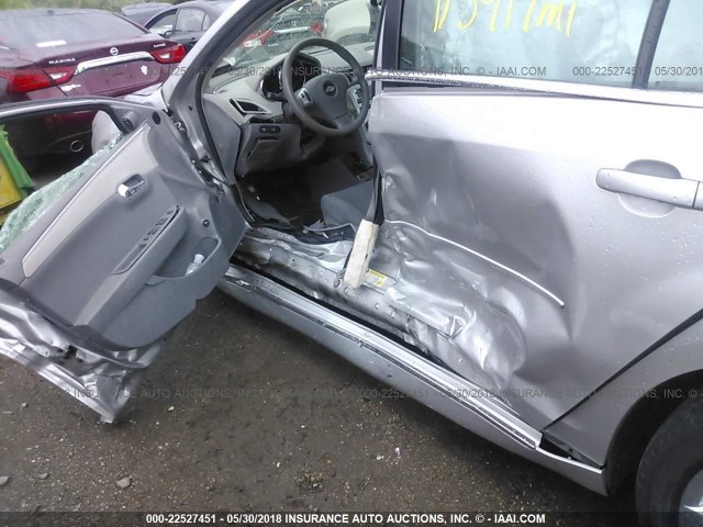 1G1ZH57B58F282058 - 2008 CHEVROLET MALIBU 1LT SILVER photo 6