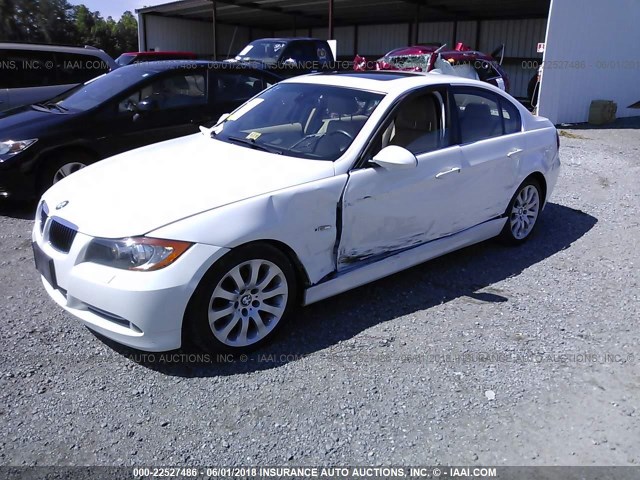 WBAVD53577A008936 - 2007 BMW 335 XI WHITE photo 2