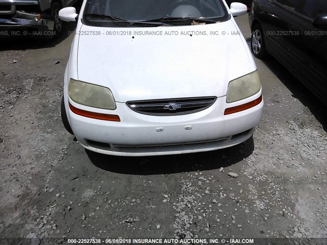 KL1TD52615B471108 - 2005 CHEVROLET AVEO LS WHITE photo 6