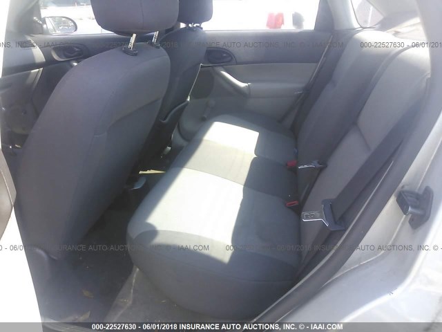 1FAFP34N17W166523 - 2007 FORD FOCUS ZX4/S/SE/SES 银色 照片 8