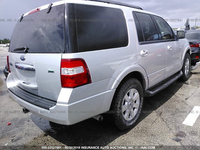 1FMJU1F55AEB56732 - 2010 FORD EXPEDITION XLT Gümüş foto 4