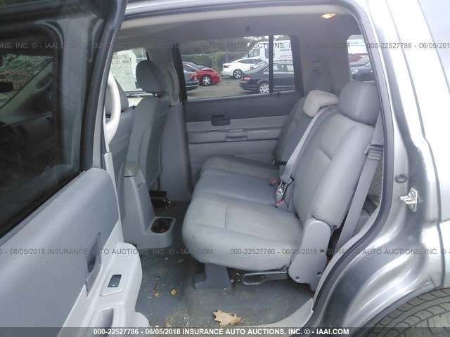 1D8HB38N27F572663 - 2007 DODGE DURANGO SXT GRAY photo 8