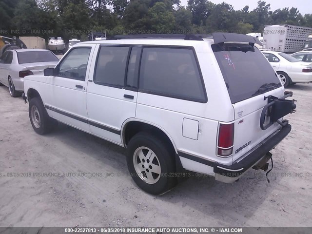 1GNDT13W2N2181460 - 1992 CHEVROLET BLAZER S10 WHITE photo 3