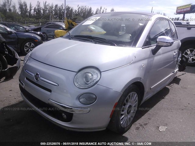 3C3CFFCR2CT254104 - 2012 FIAT 500 LOUNGE SILVER photo 2