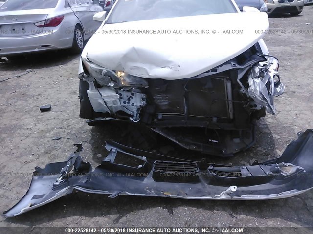 4T1BF1FK2CU546815 - 2012 TOYOTA CAMRY SE/LE/XLE თეთრი ფოტო 6