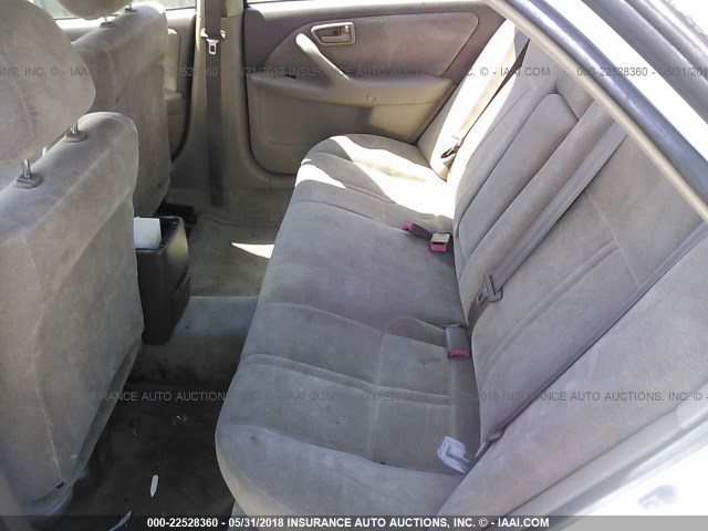 4T1BG28K7WU845236 - 1998 TOYOTA CAMRY CE/LE/XLE თეთრი ფოტო 8