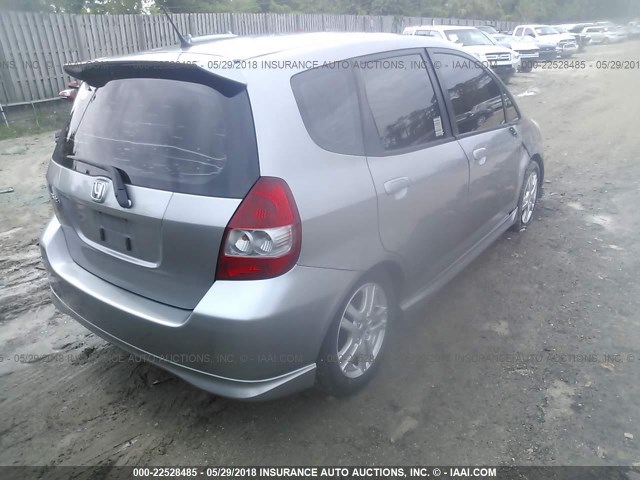 JHMGD38647S003834 - 2007 HONDA FIT S GRAY photo 4