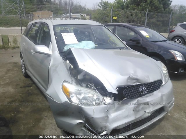 2T1LR32E83C128431 - 2003 TOYOTA COROLLA MATRIX XR SILVER photo 1