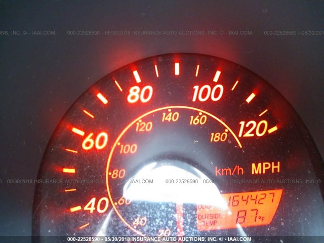 2T1LR32E83C128431 - 2003 TOYOTA COROLLA MATRIX XR SILVER photo 7