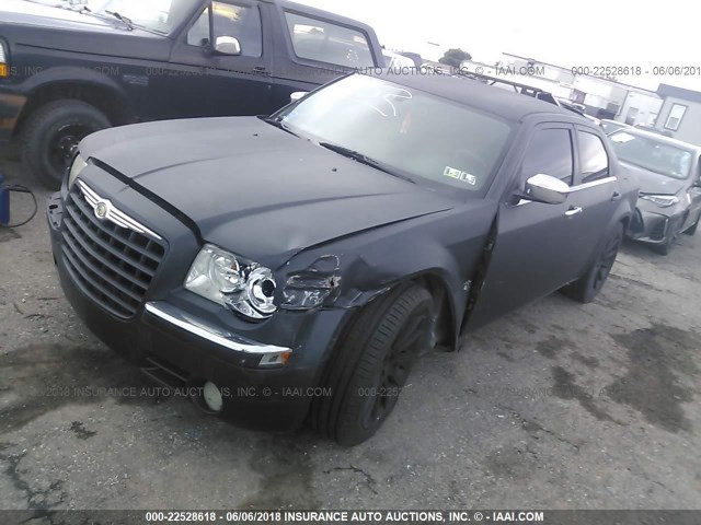 2C3LA63H57H774821 - 2007 CHRYSLER 300C BLACK photo 2