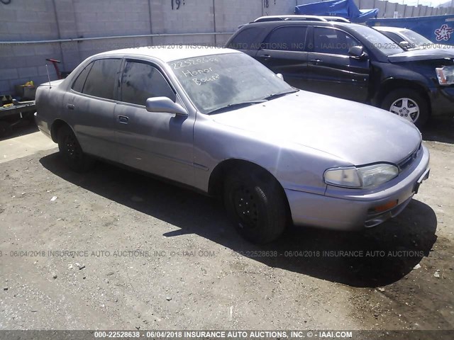 4T1BG12K5TU811956 - 1996 TOYOTA CAMRY DX/LE/XLE GRAY photo 1