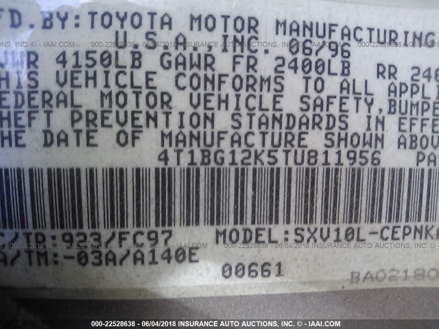 4T1BG12K5TU811956 - 1996 TOYOTA CAMRY DX/LE/XLE GRAY photo 9