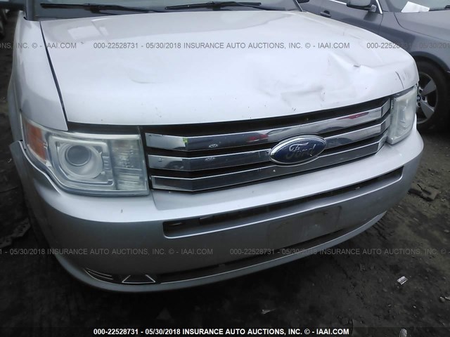 2FMHK6DT7ABA77156 - 2010 FORD FLEX LIMITED SILVER photo 6