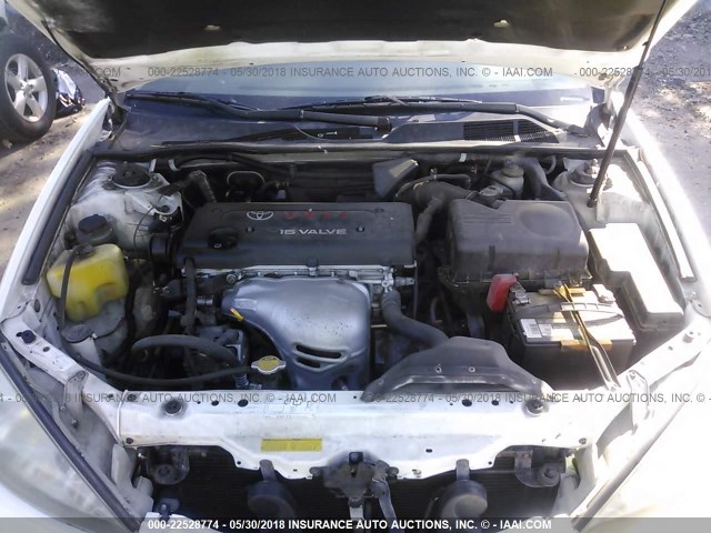 JTDBE32K330158217 - 2003 TOYOTA CAMRY LE/XLE Սպիտակ լուսանկար 10