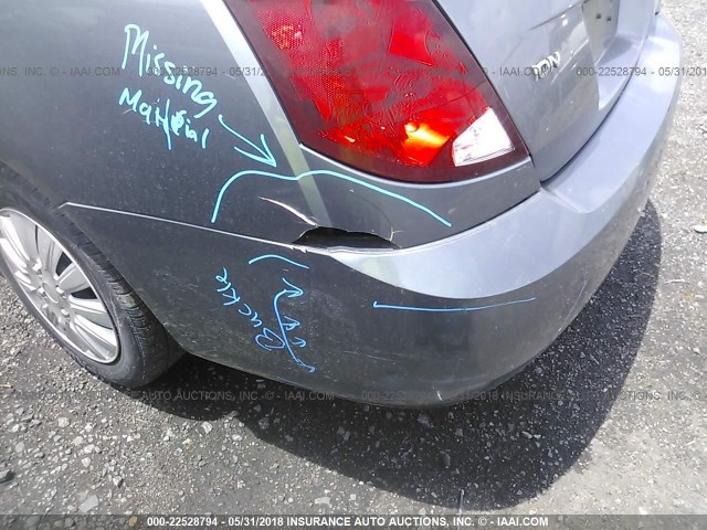 1G8AJ52F74Z176586 - 2004 SATURN ION LEVEL 2 GRAY photo 6