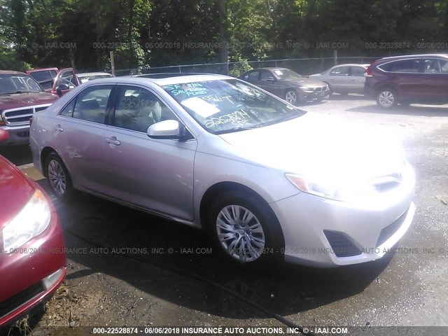 4T4BF1FK4DR304423 - 2013 TOYOTA CAMRY L/SE/LE/XLE SILVER photo 1
