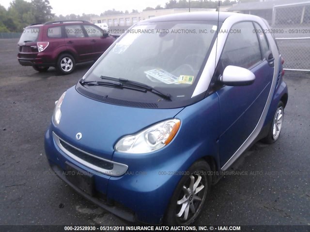 WMEEJ31XX8K196000 - 2008 SMART FORTWO PURE/PASSION BLUE photo 2