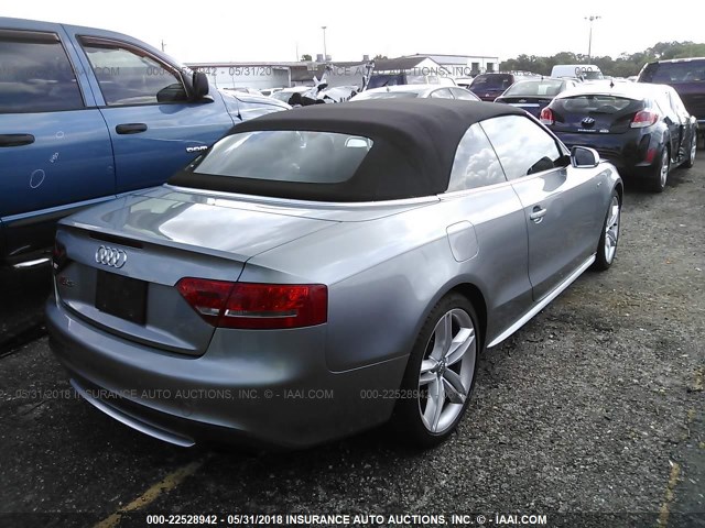 WAUCGAFH1BN005433 - 2011 AUDI S5 PREMIUM PLUS GRAY photo 4