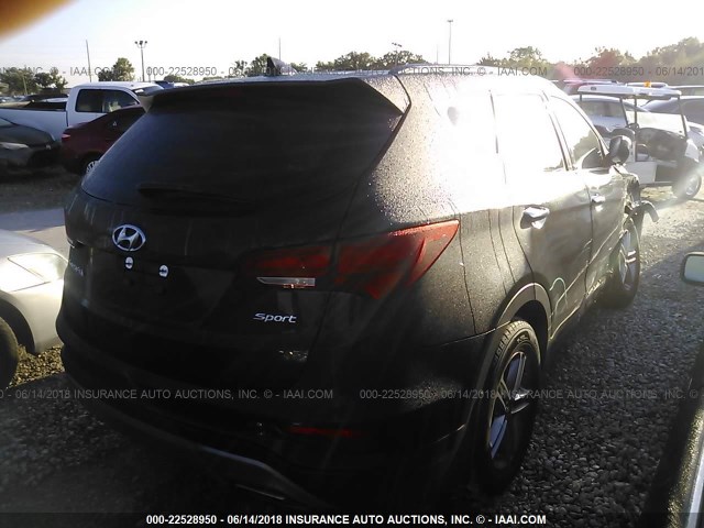 5NMZU3LB4HH022525 - 2017 HYUNDAI SANTA FE SPORT  BLACK photo 4