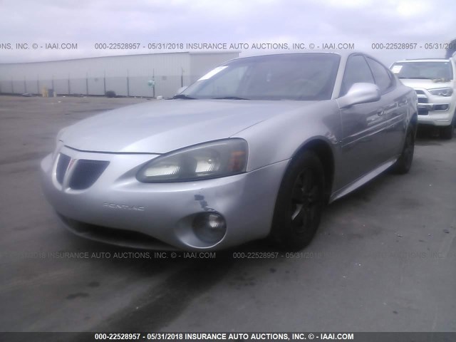 2G2WP582581137819 - 2008 PONTIAC GRAND PRIX SILVER photo 2