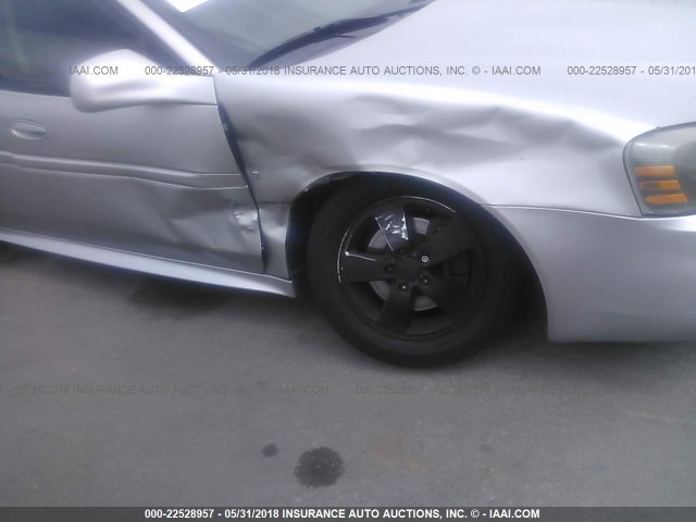 2G2WP582581137819 - 2008 PONTIAC GRAND PRIX SILVER photo 6