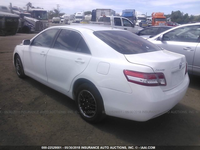 4T1BF3EK1BU654547 - 2011 TOYOTA CAMRY SE/LE/XLE 白色 照片 3