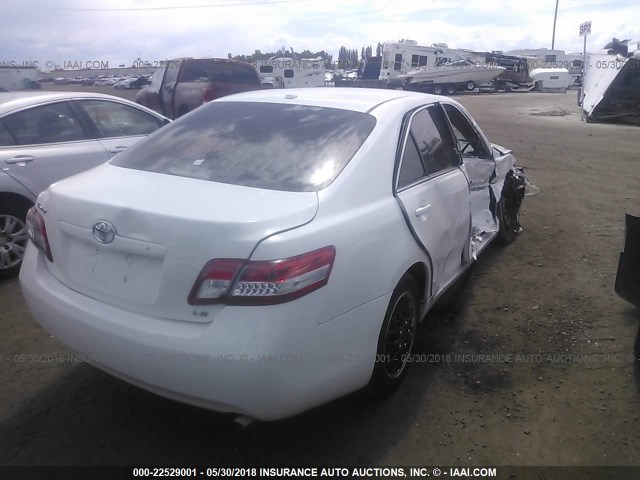 4T1BF3EK1BU654547 - 2011 TOYOTA CAMRY SE/LE/XLE 白色 照片 4