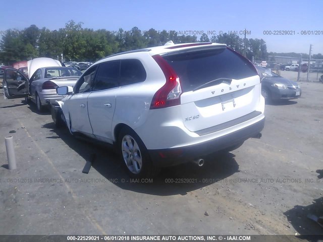 YV4952DL3D2395016 - 2013 VOLVO XC60 3.2 WHITE photo 3