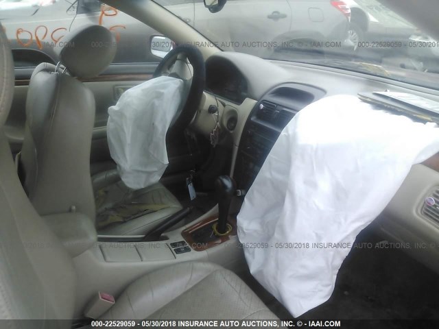 2T1FF28P23C609557 - 2003 TOYOTA CAMRY SOLARA SE/SLE წითელი ფოტო 5