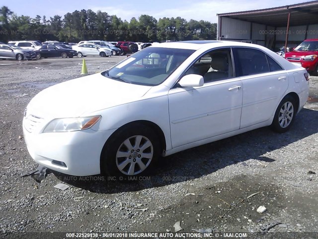 JTNBK46K373013428 - 2007 TOYOTA CAMRY NEW GENERAT LE/XLE/SE WHITE photo 2