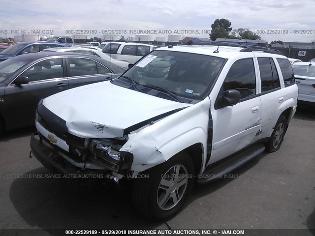 1GNDS13S752305173 - 2005 CHEVROLET TRAILBLAZER LS/LT WHITE photo 2