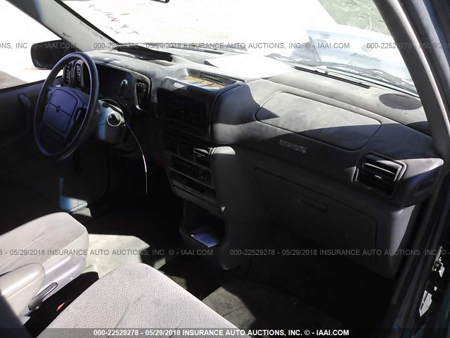 2B4FH25K3RR653351 - 1994 DODGE CARAVAN BLUE photo 5