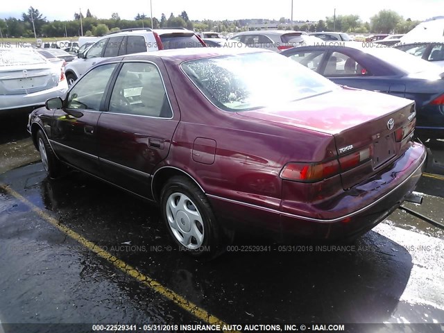 JT2BF22KXV0033069 - 1997 TOYOTA CAMRY LE/XLE BURGUNDY photo 3